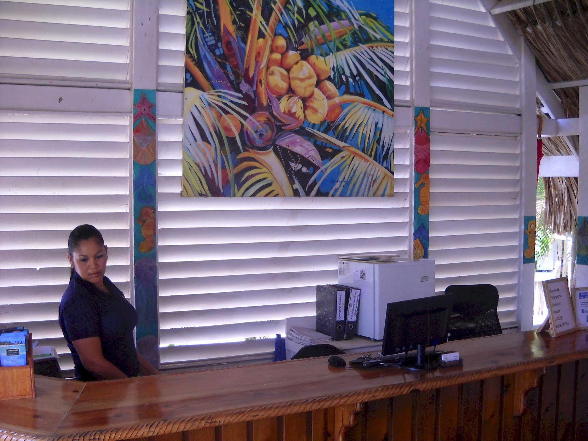 Dixon Cove Las Palmas Beach Hotel מראה חיצוני תמונה
